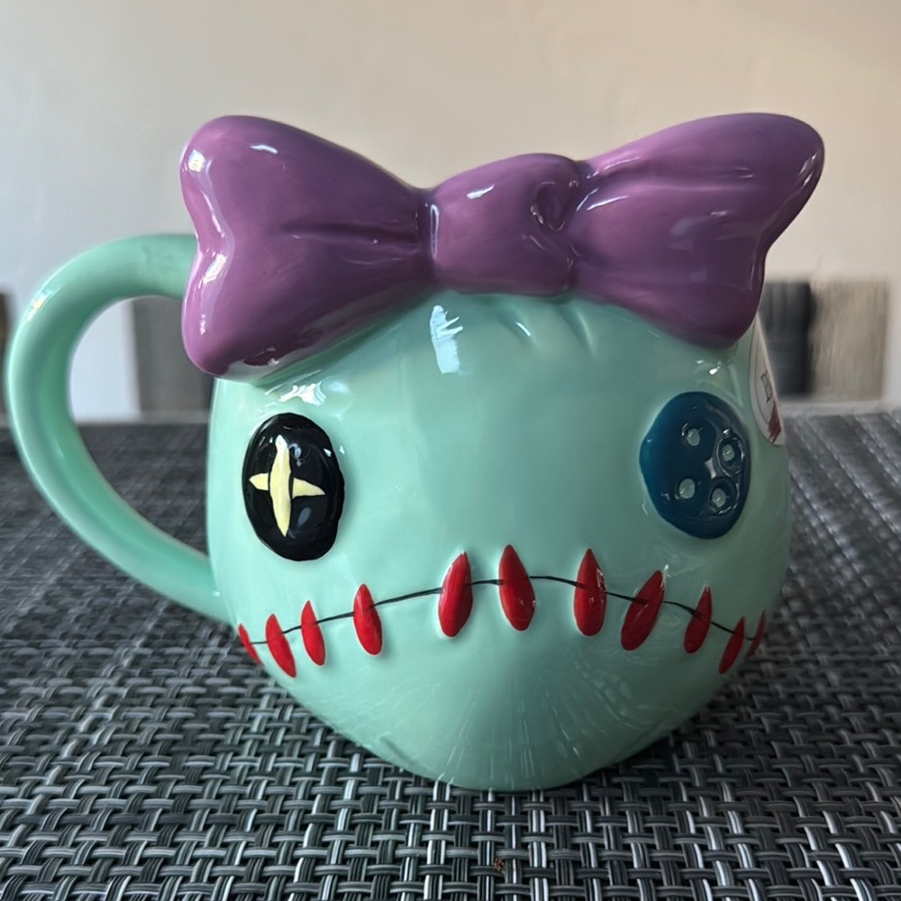 Disney LILO & Stitch Mug. Brand New. Not Microwave Safe. Dishwasher safe.